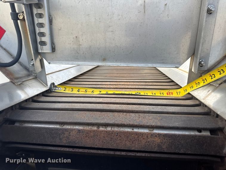 image for item EP2964 2009 Sterling L7500 Series dump truck