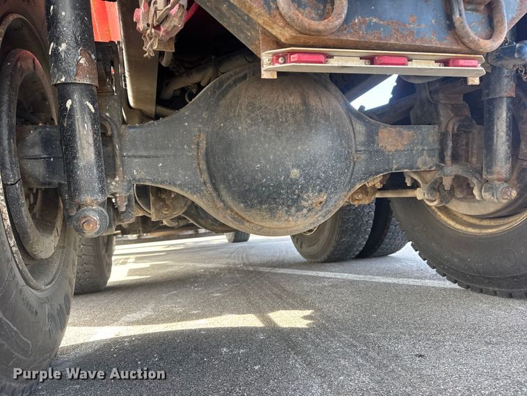 image for item EP2964 2009 Sterling L7500 Series dump truck