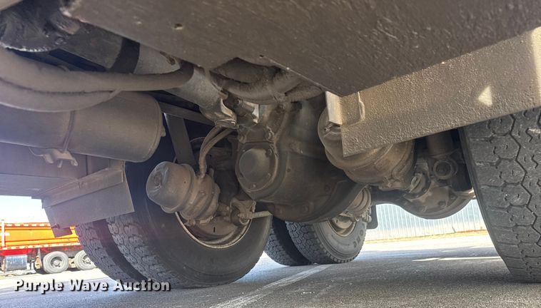 image for item EP2964 2009 Sterling L7500 Series dump truck