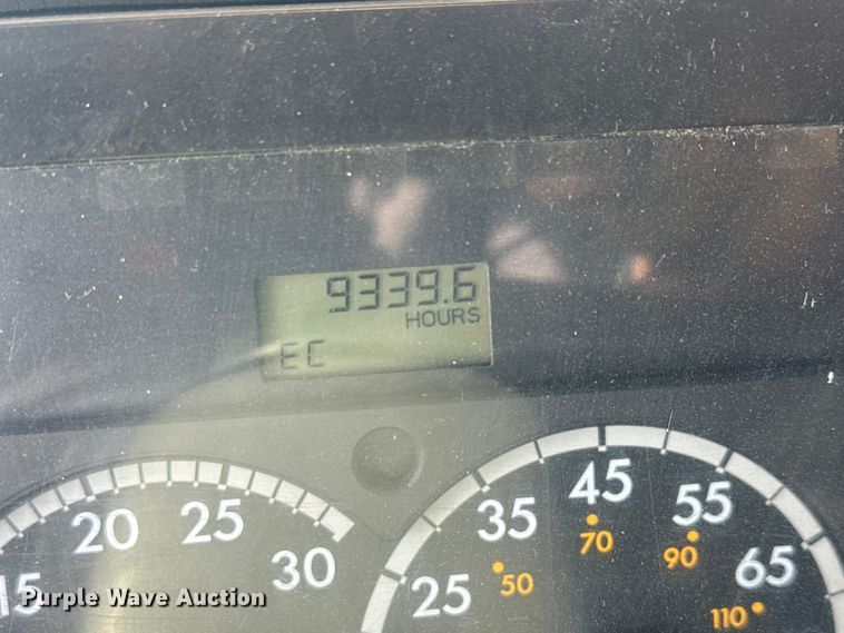 image for item EP2964 2009 Sterling L7500 Series dump truck