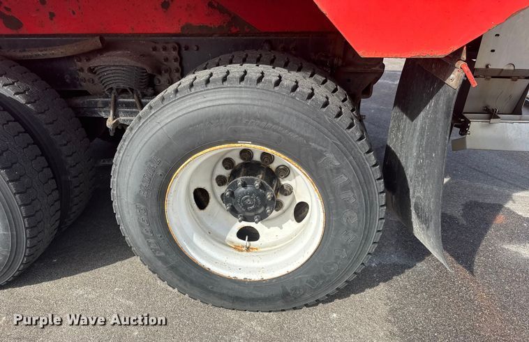 image for item EP2964 2009 Sterling L7500 Series dump truck