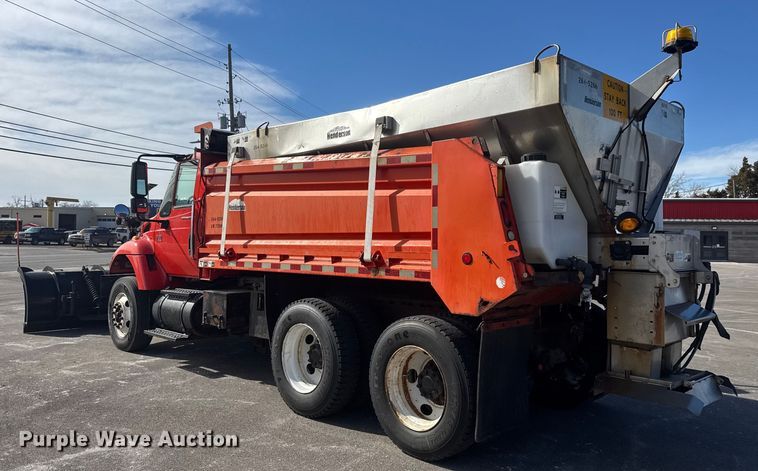 image for item EP2965 2007 International WorkStar 7400 dump truck