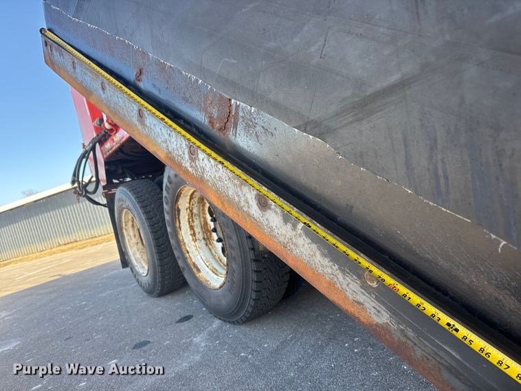 image for item EP2965 2007 International WorkStar 7400 dump truck