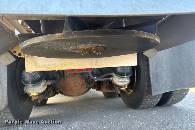 image for item EP2965 2007 International WorkStar 7400 dump truck