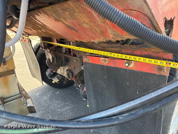 image for item EP2965 2007 International WorkStar 7400 dump truck