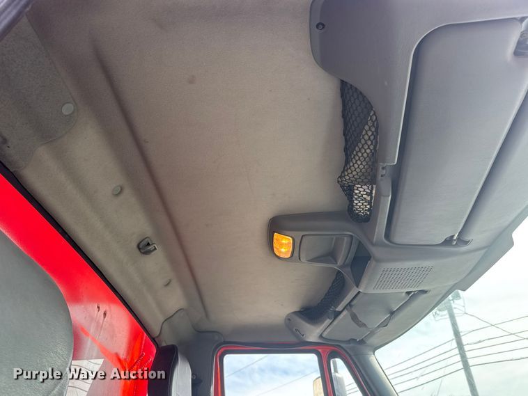 image for item EP2965 2007 International WorkStar 7400 dump truck