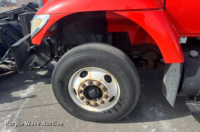 image for item EP2965 2007 International WorkStar 7400 dump truck