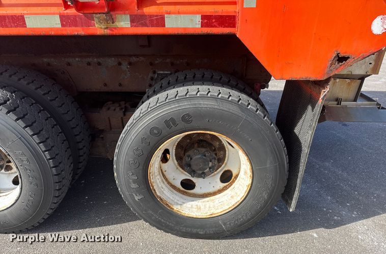 image for item EP2965 2007 International WorkStar 7400 dump truck