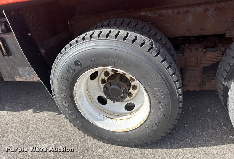 image for item EP2965 2007 International WorkStar 7400 dump truck