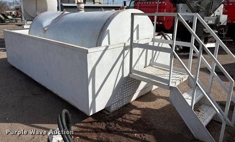 image for item EP2966 Fuel tank