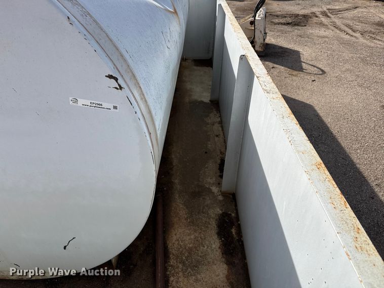 image for item EP2966 Fuel tank