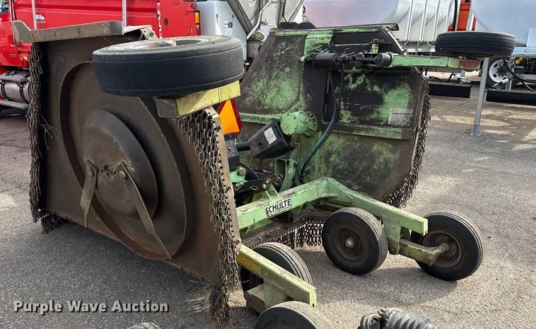 image for item EP2968 2008 Schulte XH1500 batwing rotary mower