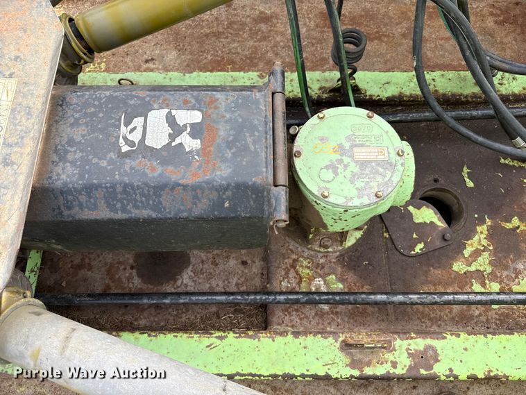 image for item EP2969 2001 Schulte XH1500 batwing rotary mower