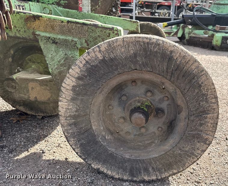 image for item EP2969 2001 Schulte XH1500 batwing rotary mower