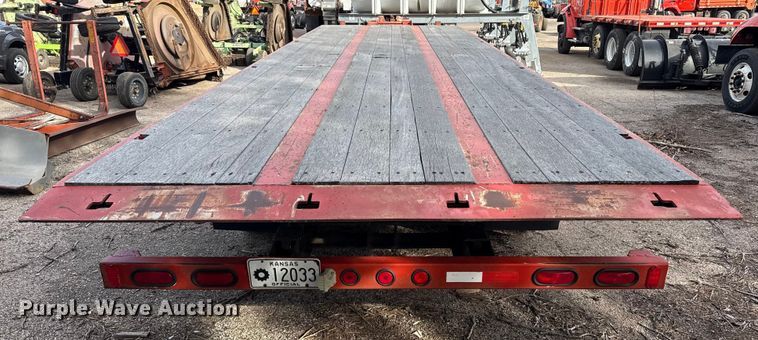 image for item EP2972 2006 Trail-Eze TE401 tilt deck equipment trailer