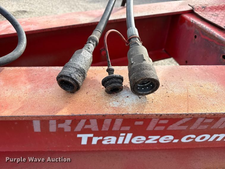 image for item EP2972 2006 Trail-Eze TE401 tilt deck equipment trailer