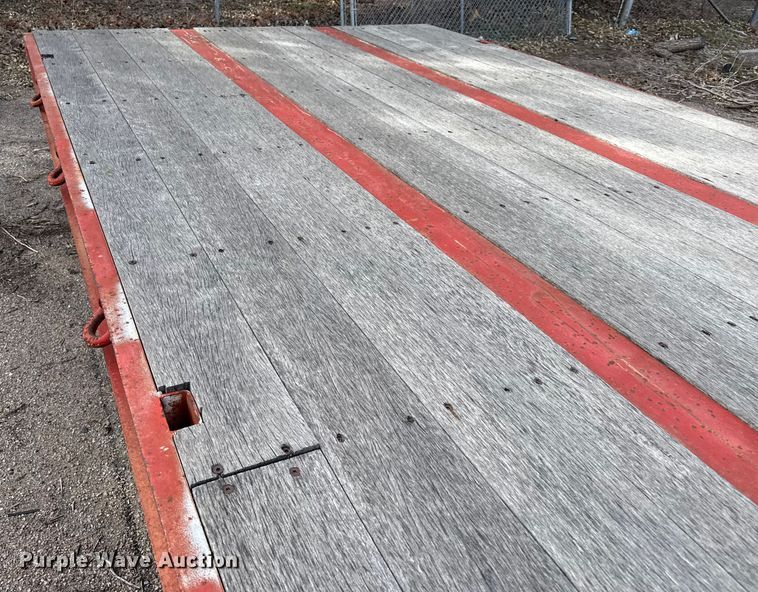 image for item EP2972 2006 Trail-Eze TE401 tilt deck equipment trailer