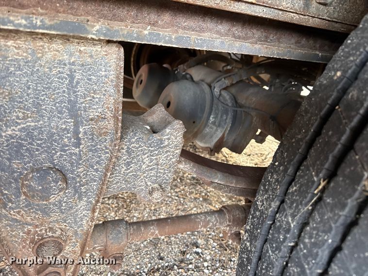 image for item EP2972 2006 Trail-Eze TE401 tilt deck equipment trailer