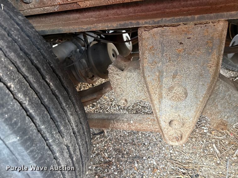 image for item EP2972 2006 Trail-Eze TE401 tilt deck equipment trailer