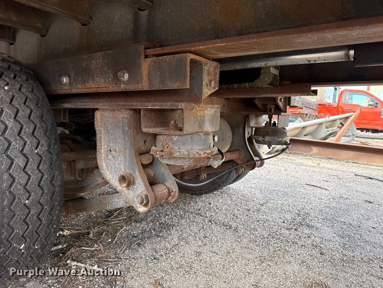 image for item EP2972 2006 Trail-Eze TE401 tilt deck equipment trailer