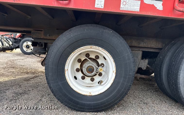 image for item EP2972 2006 Trail-Eze TE401 tilt deck equipment trailer