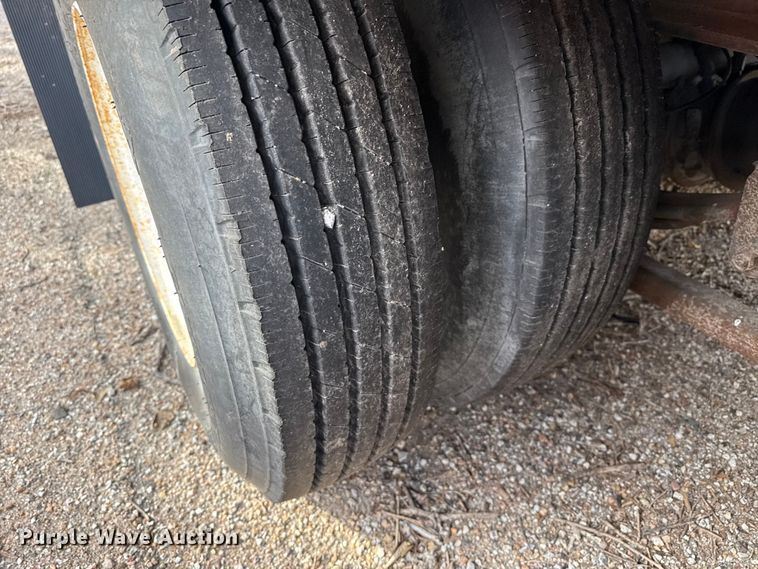 image for item EP2972 2006 Trail-Eze TE401 tilt deck equipment trailer