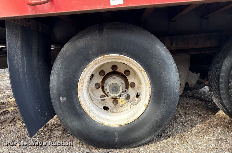 image for item EP2972 2006 Trail-Eze TE401 tilt deck equipment trailer