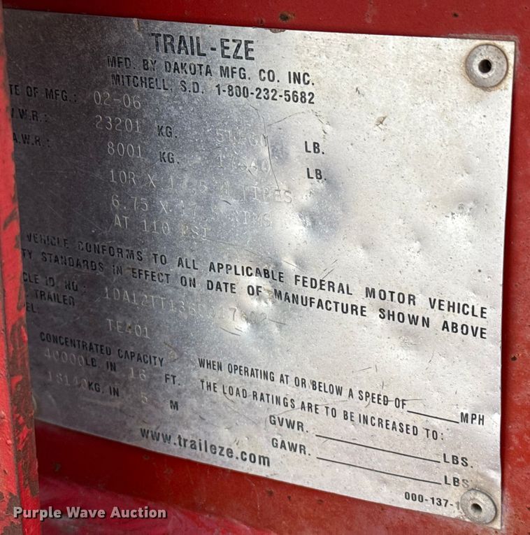 image for item EP2972 2006 Trail-Eze TE401 tilt deck equipment trailer