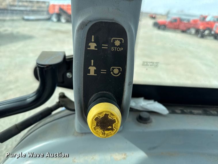 image for item EP2974 2011 New Holland T5070 MFWD tractor