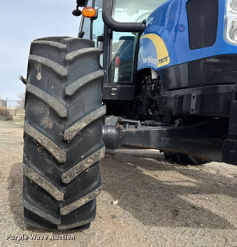 image for item EP2974 2011 New Holland T5070 MFWD tractor