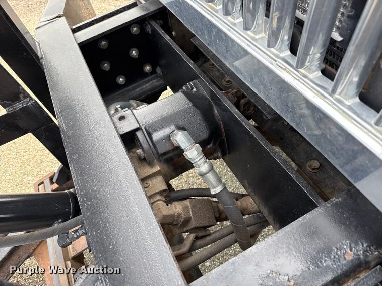 image for item EP2975 2005 International 7400 dump truck