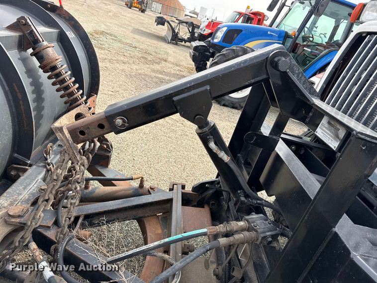 image for item EP2975 2005 International 7400 dump truck