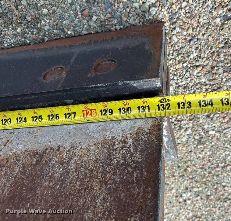 image for item EP2975 2005 International 7400 dump truck