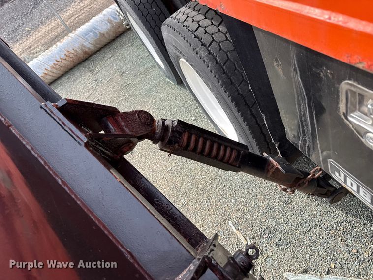 image for item EP2975 2005 International 7400 dump truck