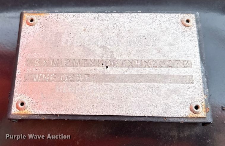 image for item EP2975 2005 International 7400 dump truck