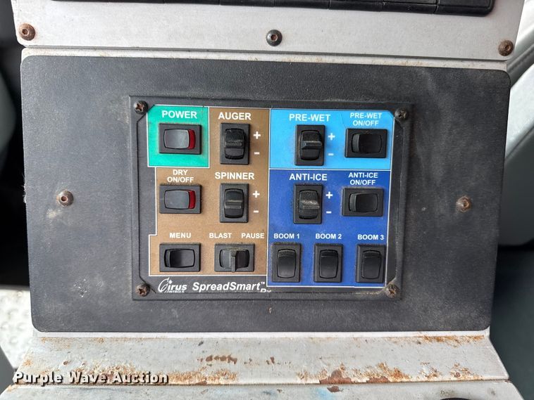 image for item EP2975 2005 International 7400 dump truck