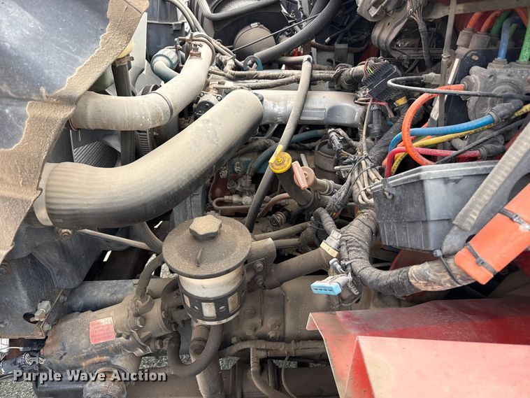 image for item EP2975 2005 International 7400 dump truck