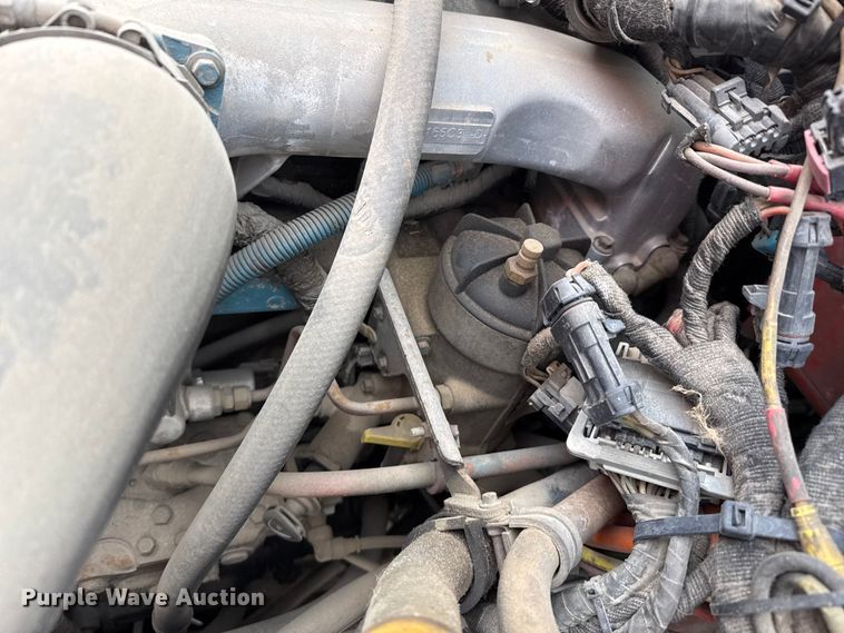 image for item EP2975 2005 International 7400 dump truck