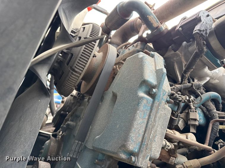 image for item EP2975 2005 International 7400 dump truck