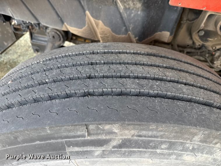 image for item EP2975 2005 International 7400 dump truck