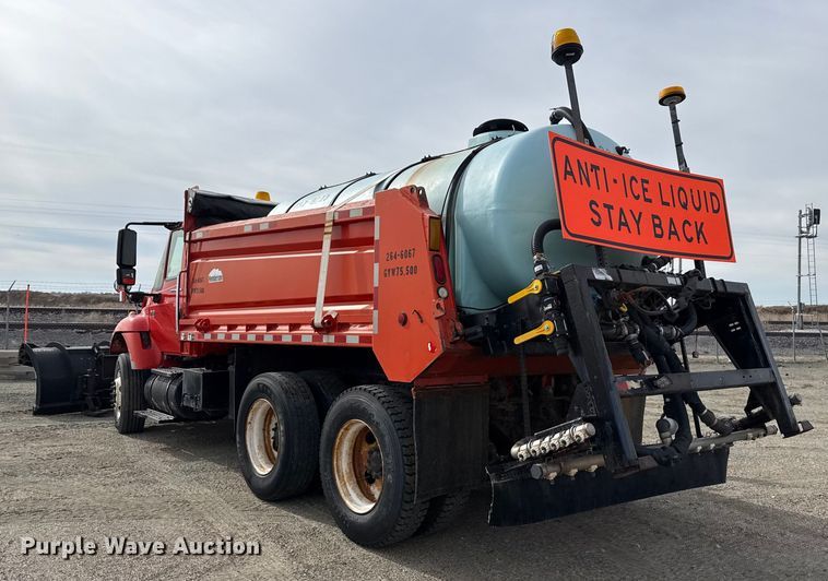 image for item EP2976 2007 International 7400 dump truck