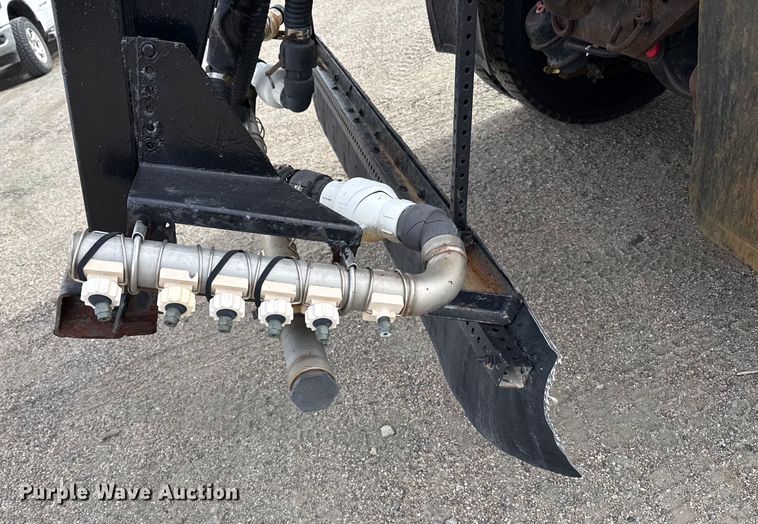 image for item EP2976 2007 International 7400 dump truck