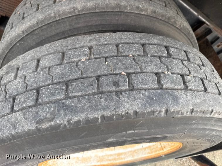 image for item EP2976 2007 International 7400 dump truck