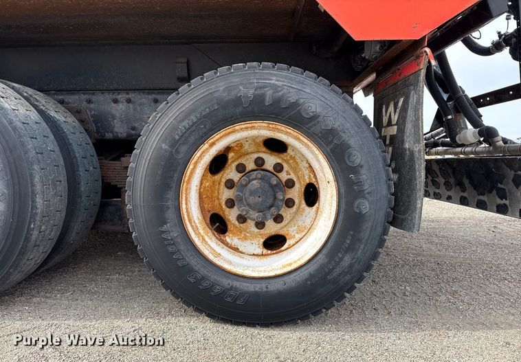 image for item EP2976 2007 International 7400 dump truck