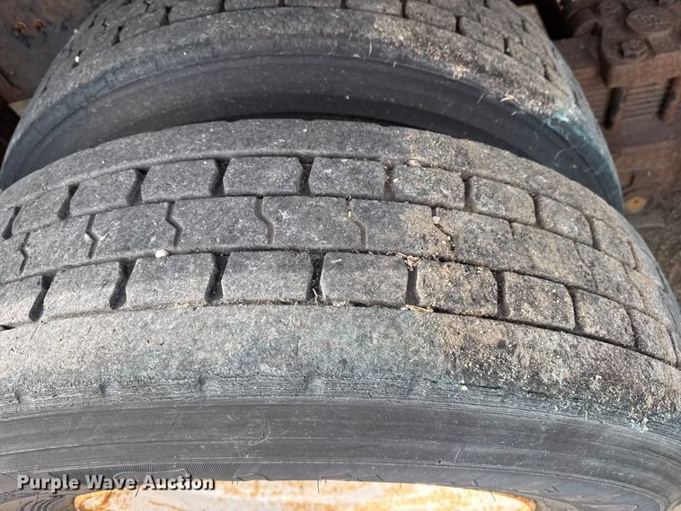 image for item EP2976 2007 International 7400 dump truck