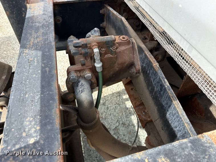 image for item EP2977 2003 Sterling 7500 dump truck