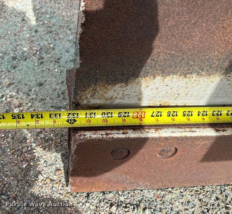 image for item EP2977 2003 Sterling 7500 dump truck