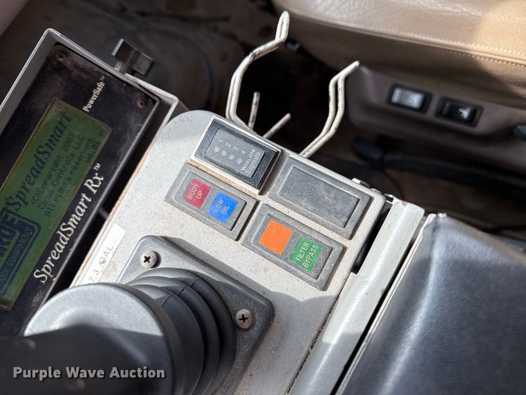 image for item EP2977 2003 Sterling 7500 dump truck