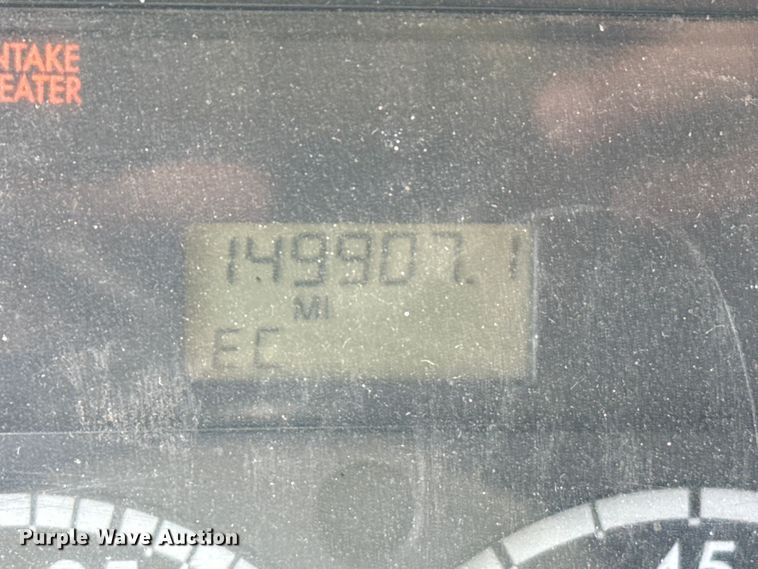 image for item EP2977 2003 Sterling 7500 dump truck