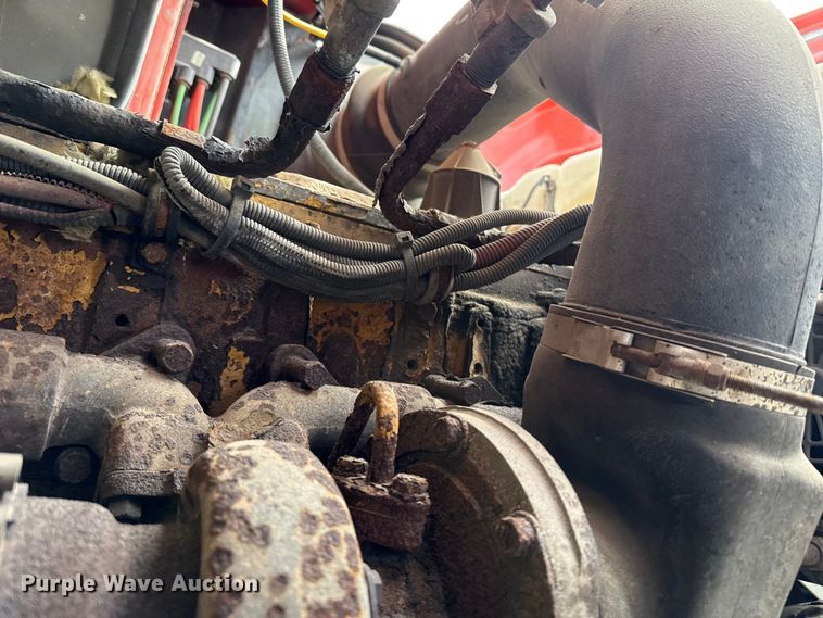 image for item EP2977 2003 Sterling 7500 dump truck